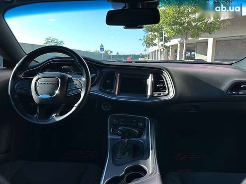 Dodge Challenger 2020 - фото 14