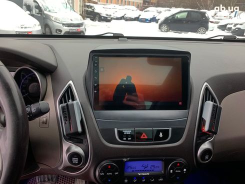 Hyundai ix35 2011 черный - фото 33