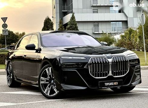 BMW 7 серия 2024 - фото 24