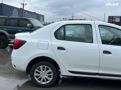 Renault Logan 2018 белый - фото 9