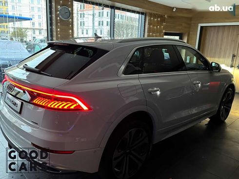 Audi Q8 2018 - фото 11