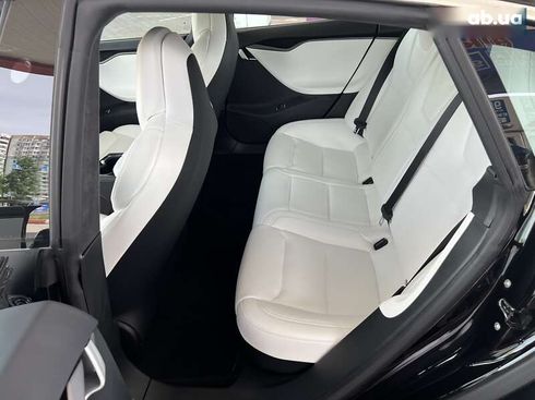 Tesla Model S 2019 - фото 16