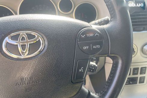 Toyota Sequoia 2008 - фото 24