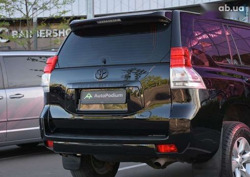 Toyota Land Cruiser Prado 2012 - фото 11