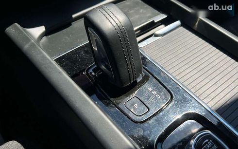 Volvo XC60 2020 - фото 19