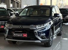 Продажа б/у Mitsubishi Outlander 2016 года - купить на Автобазаре