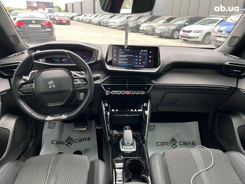 Peugeot 2008 2020 белый - фото 24