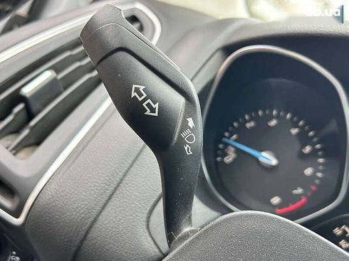 Ford Focus 2014 - фото 21