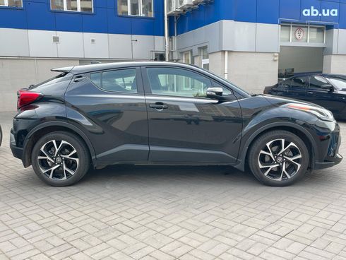 Toyota C-HR 2021 черный - фото 4