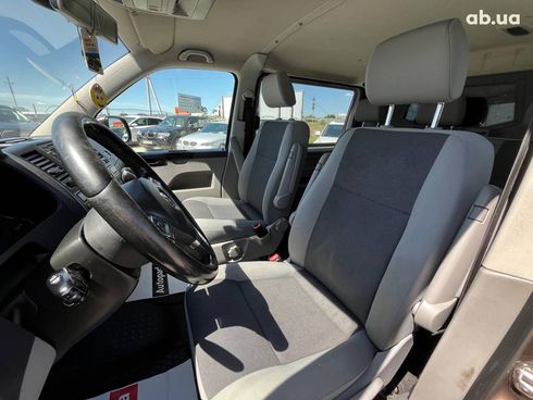Volkswagen Transporter 2014 коричневый - фото 20
