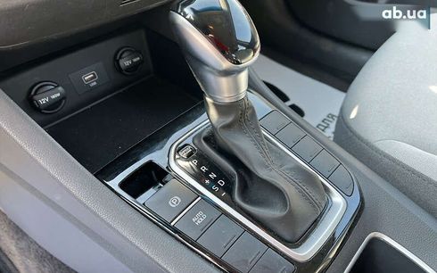 Hyundai Ioniq 2021 - фото 11