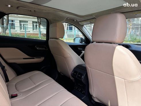 Jaguar F-Pace 2018 красный - фото 88