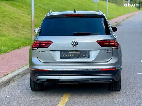 Volkswagen Tiguan 2017 - фото 12