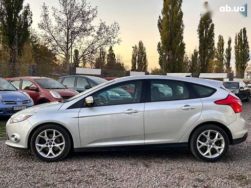Ford Focus 2013 - фото 8
