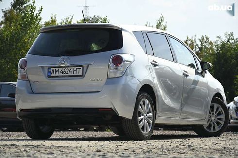 Toyota Verso 2015 - фото 11