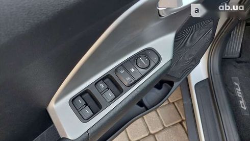 Kia Niro 2020 - фото 11