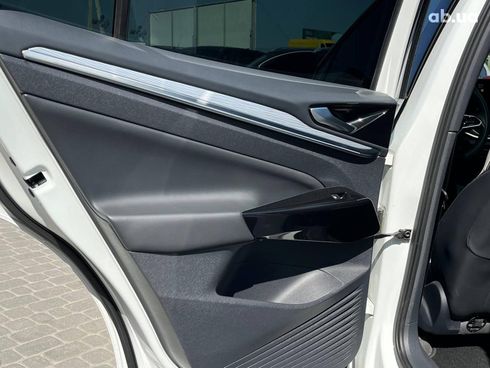 Volkswagen ID.4 2021 белый - фото 27