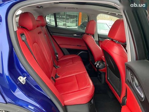 Alfa Romeo Stelvio 2020 - фото 25