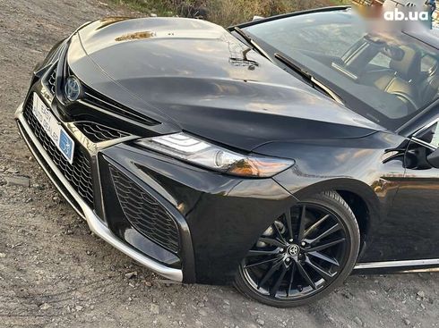 Toyota Camry 2023 - фото 10