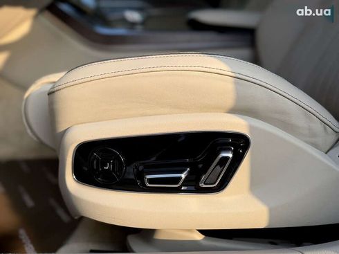 Audi A8 2020 - фото 23