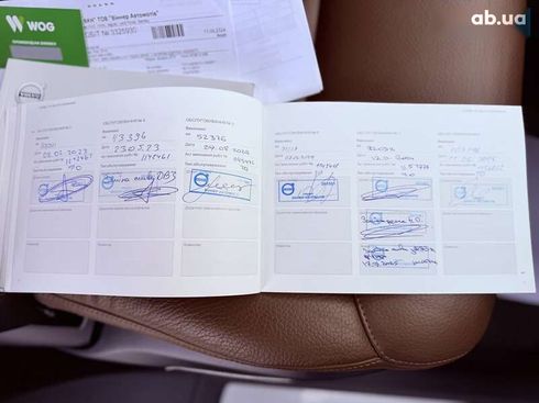 Volvo XC60 2019 - фото 21