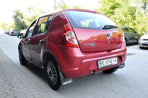 Dacia Sandero 2010 - фото 13