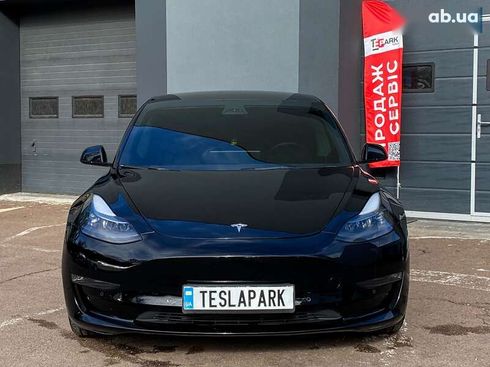 Tesla Model 3 2022 - фото 3
