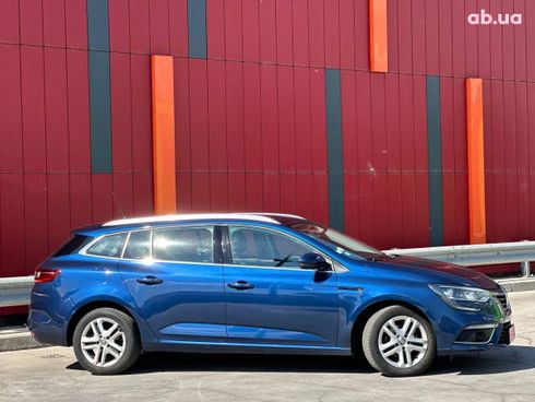 Renault Megane 2018 - фото 7