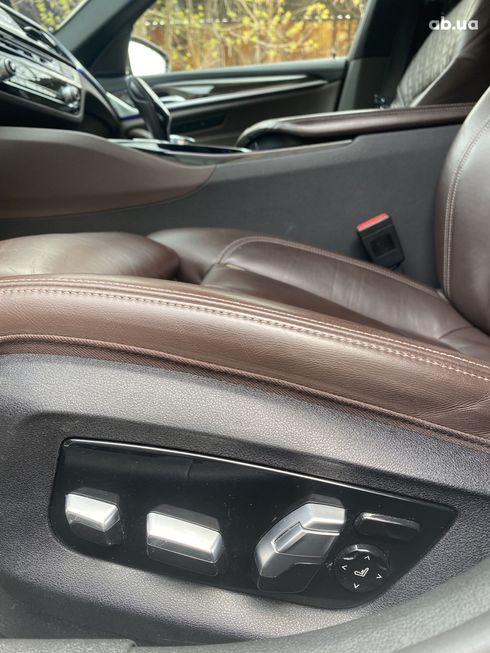 BMW 5 серия 2017 белый - фото 11