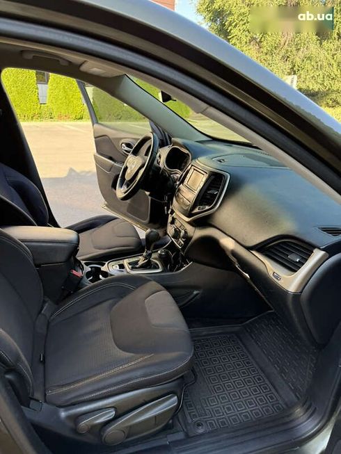 Jeep Cherokee 2015 - фото 21