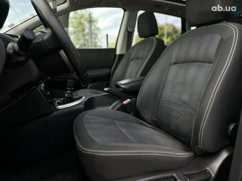 Nissan Qashqai 2010 - фото 27