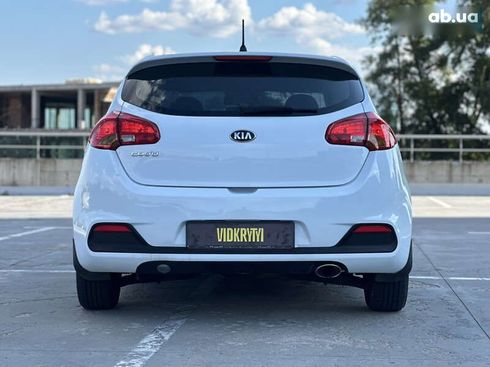 Kia Cee'd 2013 - фото 16