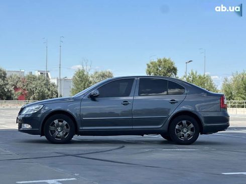 Skoda Octavia 2012 - фото 9