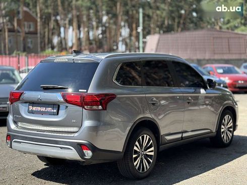 Mitsubishi Outlander 2020 - фото 5