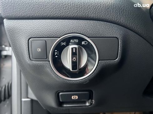 Mercedes-Benz CLA-Класс 2018 серый - фото 23