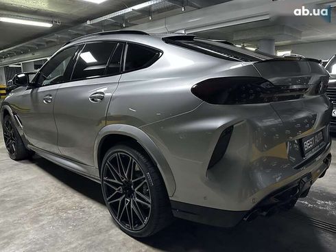 BMW X6 M 2022 - фото 13