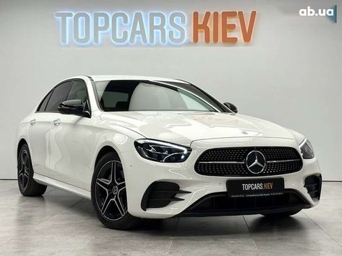 Mercedes-Benz E-Класс 2022 - фото 2