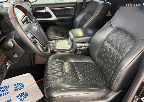 Toyota Land Cruiser 2017 - фото 7