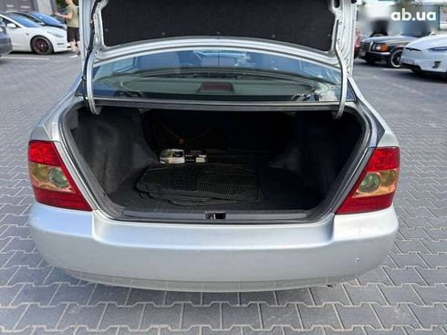 Toyota Corolla 2005 - фото 8