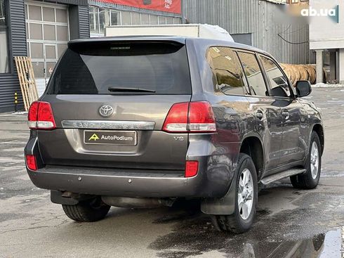 Toyota Land Cruiser 2008 - фото 21