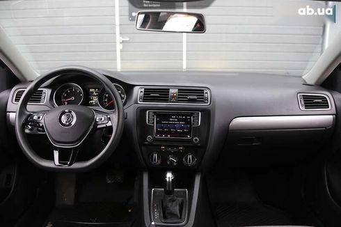 Volkswagen Jetta 2017 - фото 10