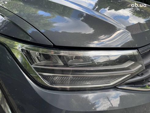 Volkswagen Tiguan 2021 серый - фото 3