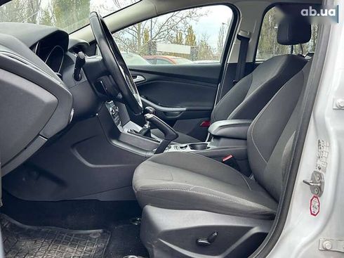 Ford Focus 2014 - фото 12