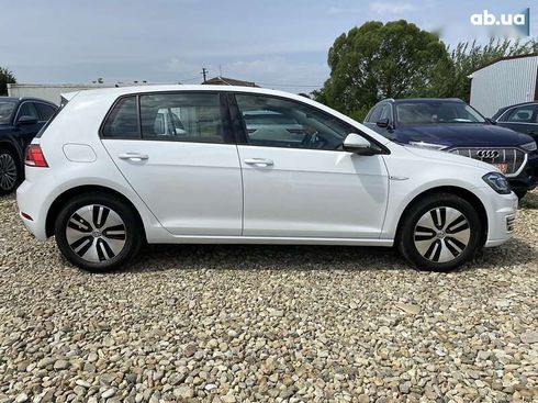 Volkswagen e-Golf 2020 - фото 13