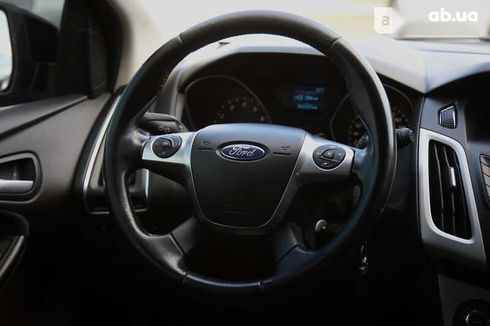 Ford Focus 2013 - фото 14
