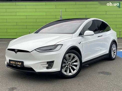Tesla Model X 2019 - фото 19