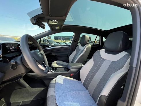 Volkswagen ID.4 2021 белый - фото 25