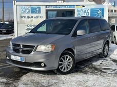 Продаж вживаних Dodge grand caravan 2017 року в Києві - купити на Автобазарі