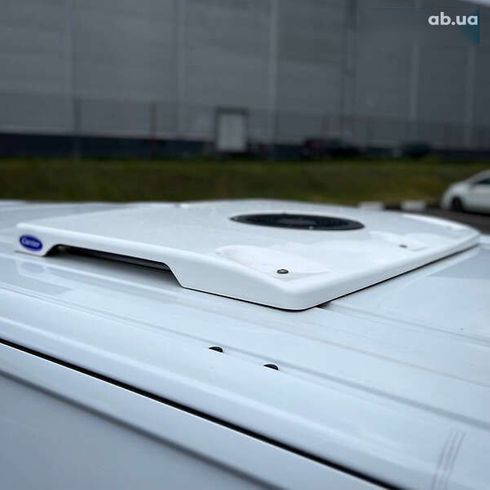 Mercedes-Benz Vito 2022 - фото 16