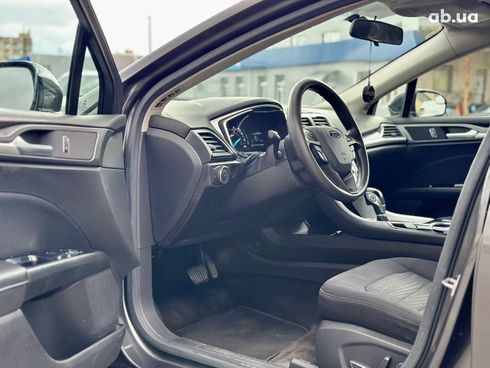 Ford Fusion 2016 серый - фото 9